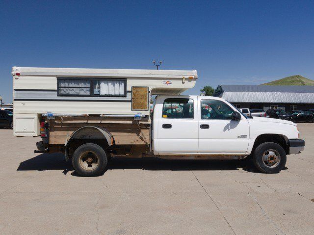Used 2006 Chevrolet Silverado 3500 4x4 Crew Cab w/ Heavy-Duty Power Package image 5