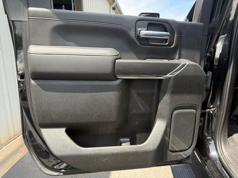 Used 2020 GMC Sierra 2500 AT4 w/ AT4 Premium Package AWD/4WD image 36