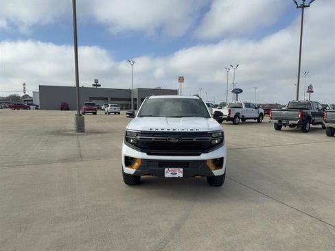 New 2025 Ford Expedition Tremor image 3