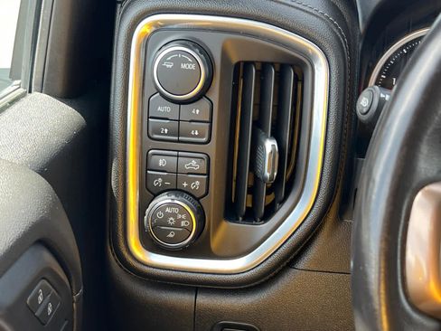 Certified 2020 Chevrolet Silverado 2500 High Country w/ Technology Package AWD/4WD image 21