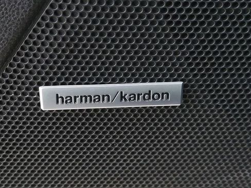 Certified 2025 Subaru Crosstrek 2.5i Limited w/ Crosstrek Mirror Package image 18