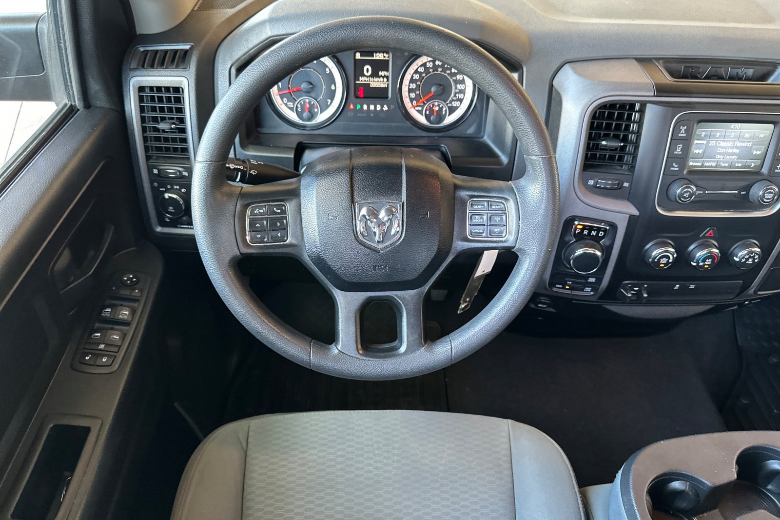 Used 2019 RAM 1500 Express AWD/4WD image 15