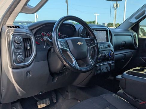 Used 2021 Chevrolet Silverado 1500 LT w/ Texas Edition Plus AWD/4WD image 4