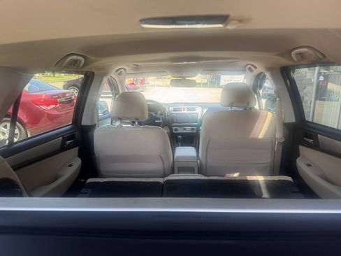 Used 2017 Subaru Outback 2.5i Premium AWD/4WD image 18