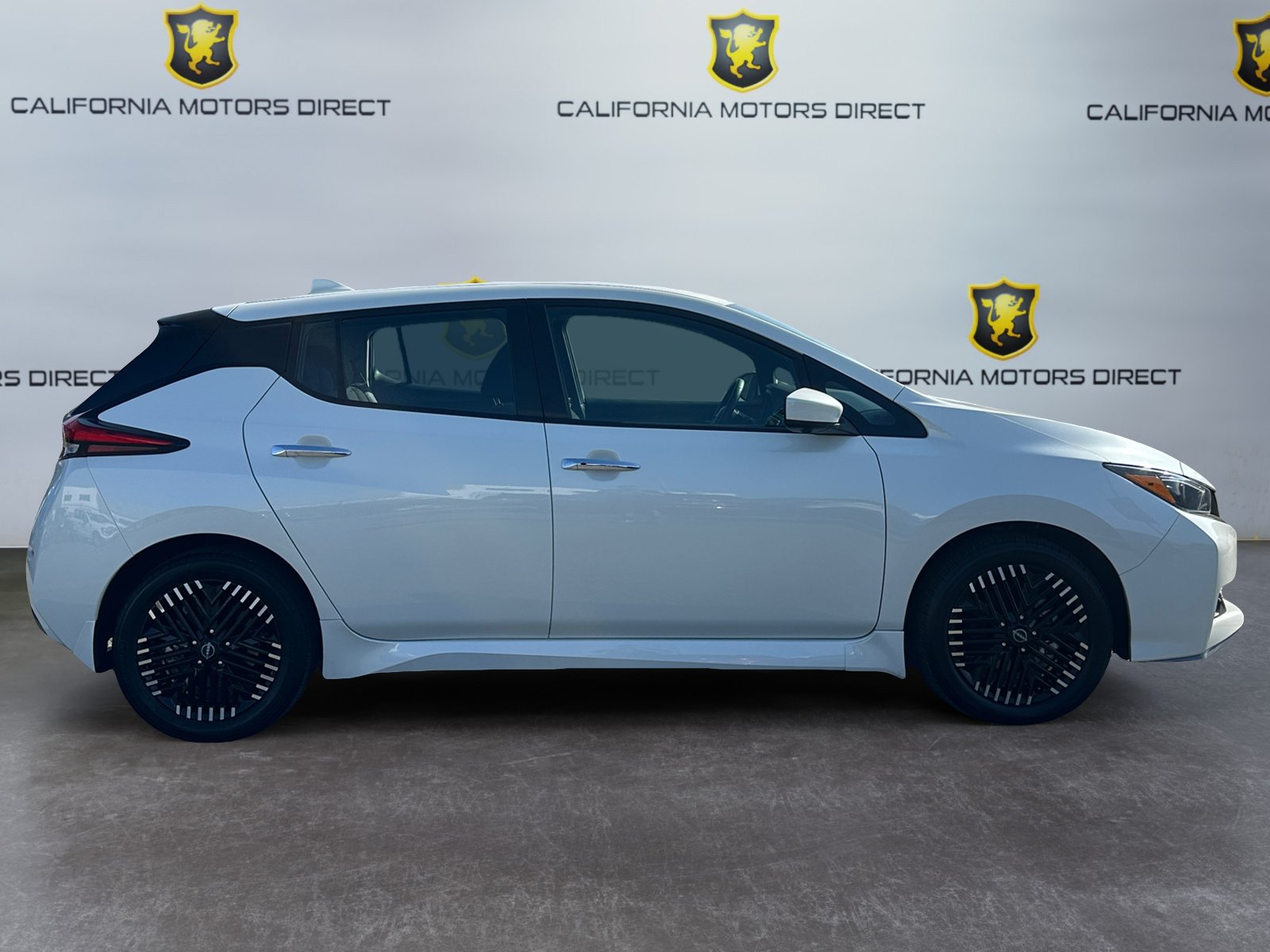 Used 2024 Nissan Leaf SV Plus FWD image 6