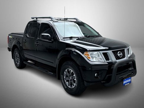 Used 2019 Nissan Frontier PRO-4X w/ Pro-4x Luxury Package image 3