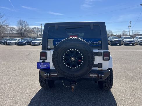 Used 2013 Jeep Wrangler Unlimited Sahara w/ Dual Top Group image 7