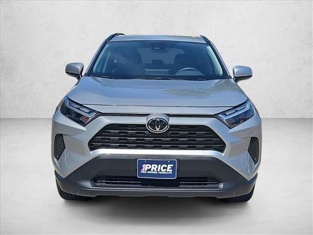 Used 2025 Toyota RAV4 XLE w/ Convenience Package FWD image 2