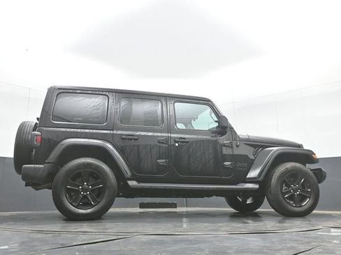 Used 2020 Jeep Wrangler Unlimited Sahara image 47
