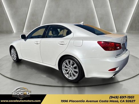 Used 2008 Lexus IS 250 w/ Premium Pkg RWD image 3