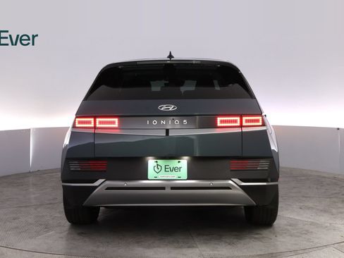 Used 2024 Hyundai Ioniq 5 SEL RWD image 15