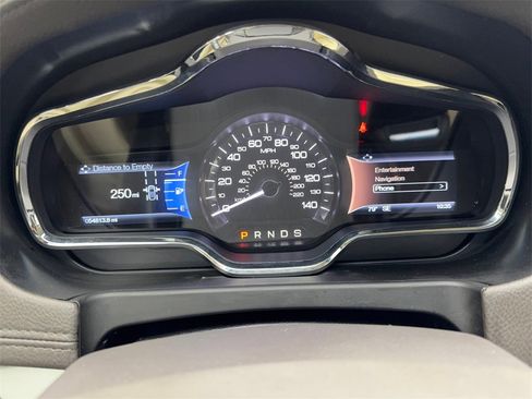 Used 2019 Lincoln MKT AWD image 62