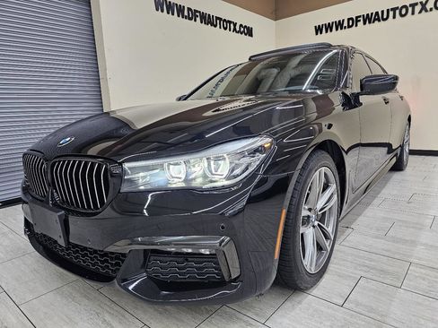 Used 2019 BMW 740i w/ M Sport Package RWD image 2