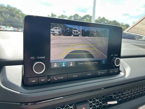 Used 2025 Honda Accord SE image 31