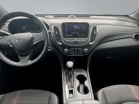 Used 2024 Chevrolet Equinox RS FWD image 8