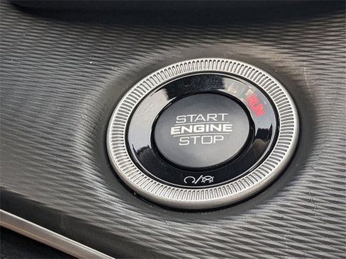 New 2025 Jeep Grand Cherokee Altitude image 29