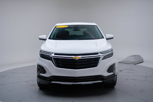 Used 2024 Chevrolet Equinox LT w/ LPO, Floor Liner Package FWD image 12