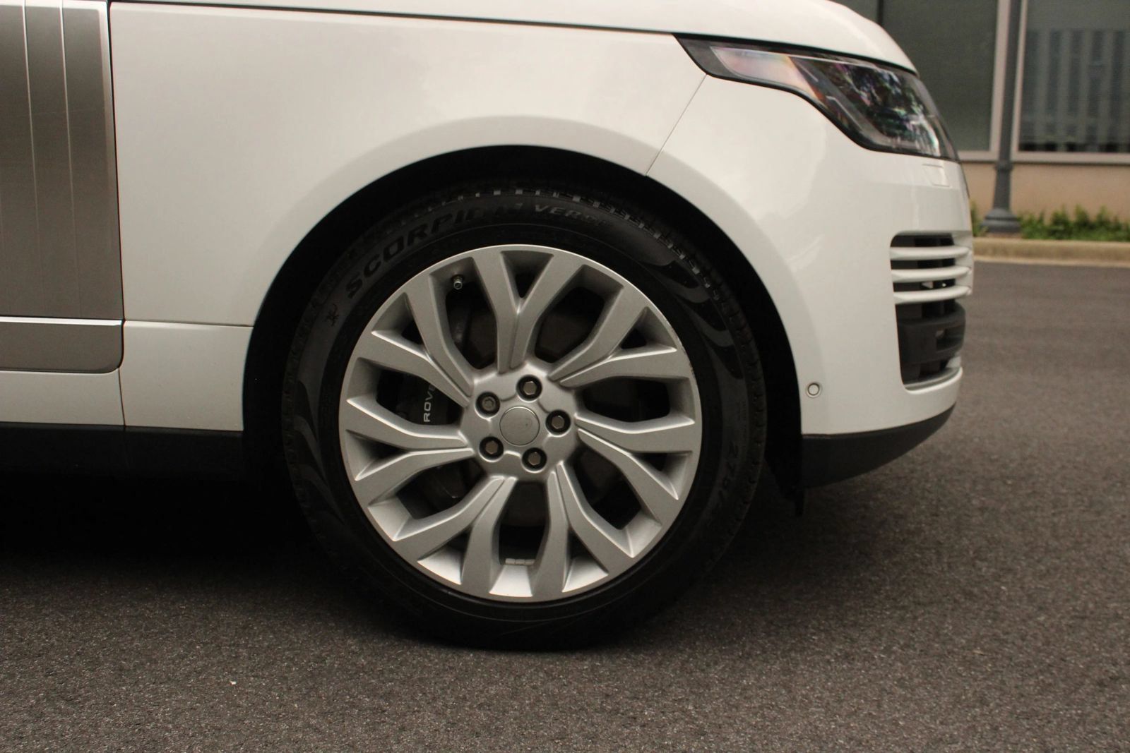 Used 2021 Land Rover Range Rover Westminster Edition AWD/4WD image 4