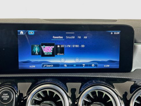 Used 2025 Mercedes-Benz CLA 250 image 21
