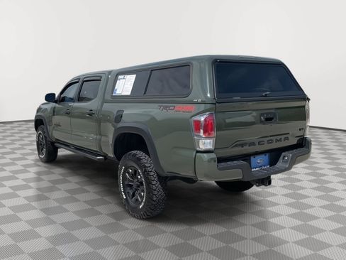Used 2022 Toyota Tacoma TRD Off-Road AWD/4WD image 13