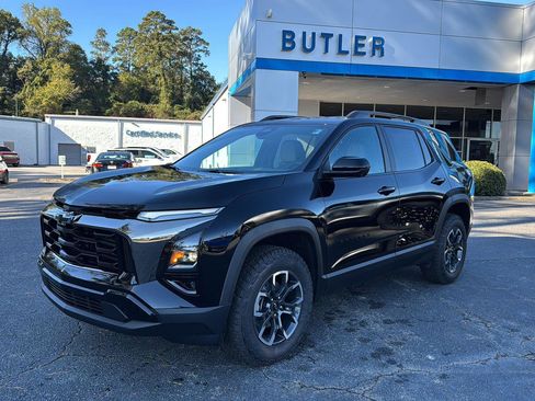 New 2026 Chevrolet Equinox ACTIV w/ Convenience Package III image 2