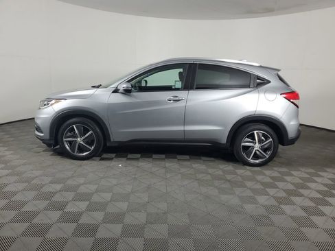 Used 2021 Honda HR-V EX image 7