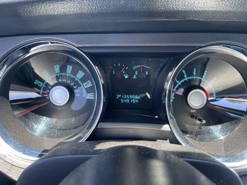Used 2010 Ford Mustang GT RWD image 12