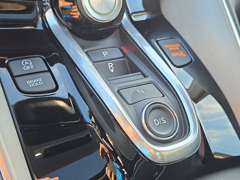 Used 2022 Acura TLX image 15