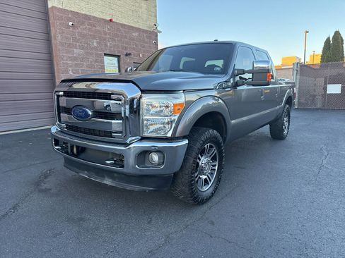 Used 2014 Ford F250 Lariat w/ Chrome Package image 4