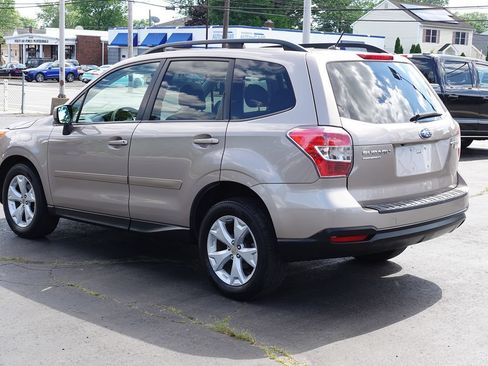 Used 2015 Subaru Forester 2.5i Premium w/ All-Weather Package AWD/4WD image 2