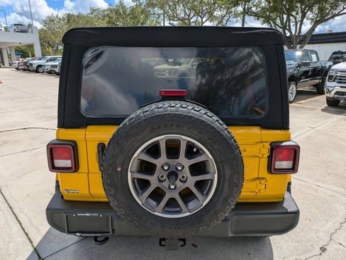 Used 2021 Jeep Wrangler Unlimited Sport image 5