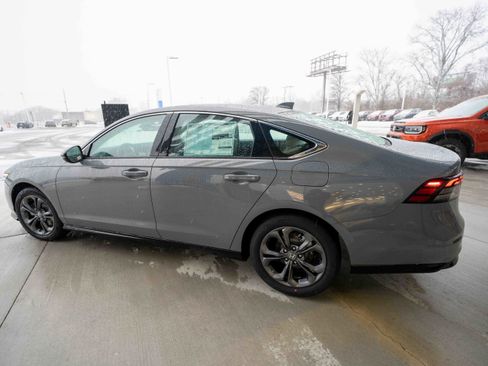 New 2025 Honda Accord EX-L image 4