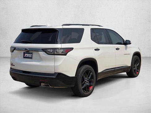 Used 2020 Chevrolet Traverse Premier w/ Redline Edition FWD image 5