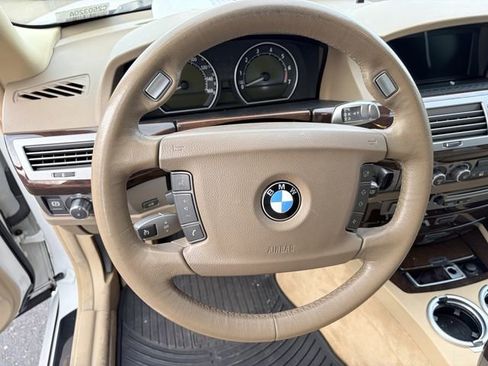 Used 2007 BMW 750Li image 7