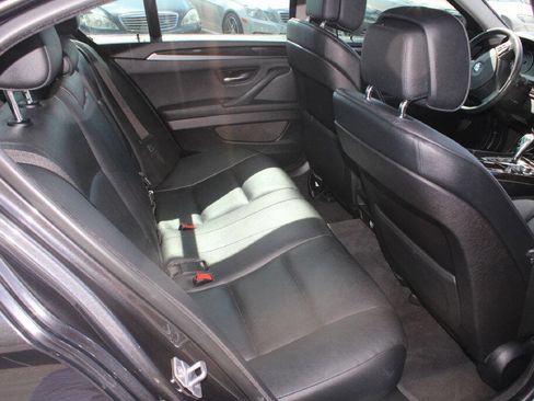 Used 2013 BMW 528i xDrive Sedan image 9
