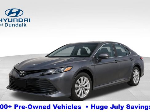 Used 2019 Toyota Camry LE FWD image 3