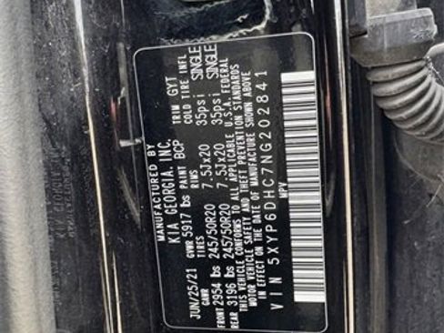 Used 2022 Kia Telluride S image 32