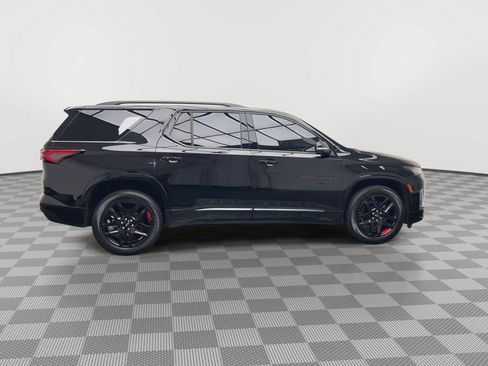 Used 2022 Chevrolet Traverse Premier w/ Redline Edition AWD/4WD image 43