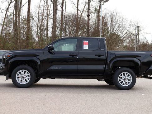 New 2026 Toyota Tacoma SR5 image 15