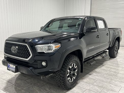 Used 2018 Toyota Tacoma TRD Off-Road image 1