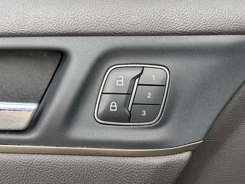 Used 2019 Lincoln MKC Select w/ Select Plus Package image 23