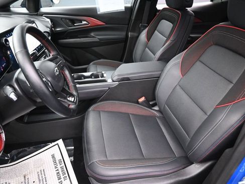 Used 2025 Chevrolet Equinox EV RS FWD image 27