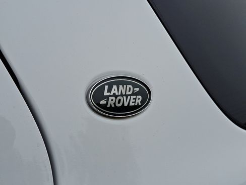 Certified 2024 Land Rover Discovery Sport S image 29