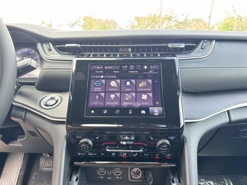 New 2026 Jeep Grand Cherokee L 2WD image 11