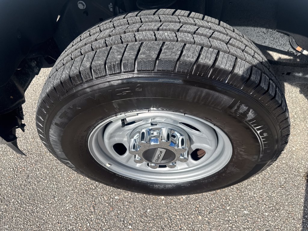 Used 2026 Ford F250 XL w/ XL Chrome Package RWD image 13