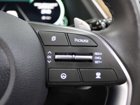 Used 2023 Hyundai Sonata Limited w/ Cargo Package image 23