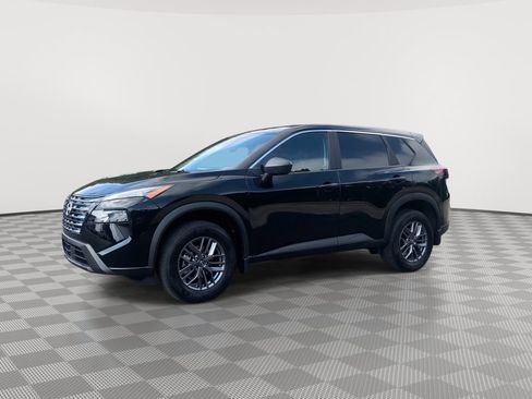 Certified 2026 Nissan Rogue S AWD/4WD image 5