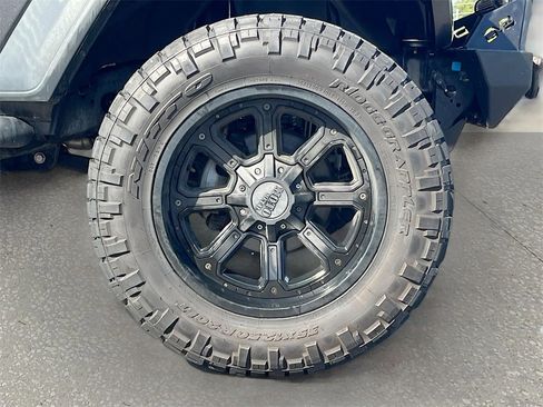 Certified 2018 Jeep Wrangler Unlimited Sport S image 26