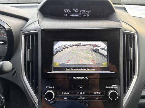 Used 2023 Subaru Crosstrek 2.0i image 19