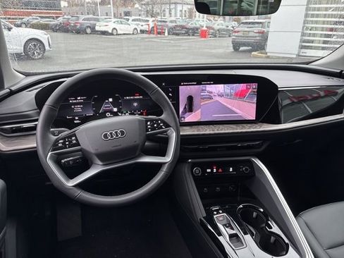 New 2025 Audi Q5 Premium Plus image 11